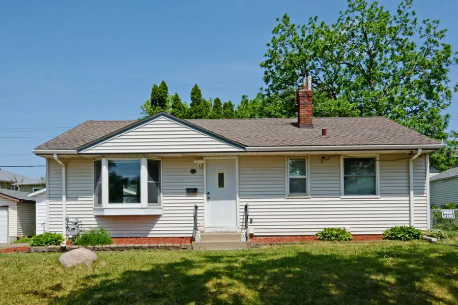 2083 Orange Avenue E, Saint Paul, MN 55119 - #2