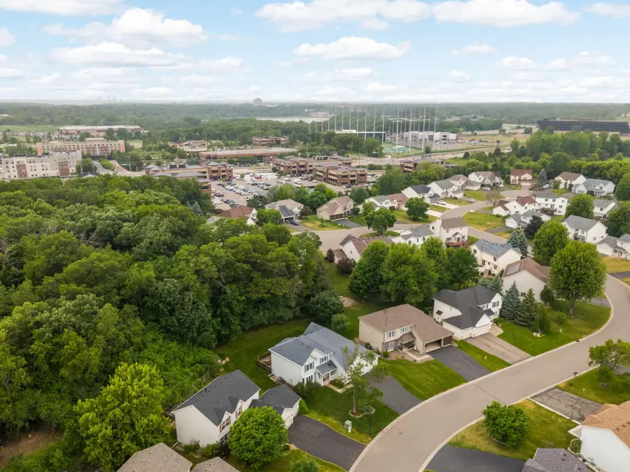 676 Falcon Ridge Road, Woodbury, MN 55125 - #2