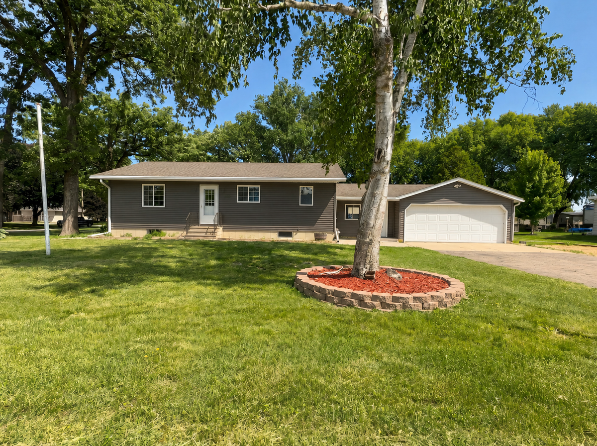 104 Oak Street W, Rose Creek, MN 55970 - #1