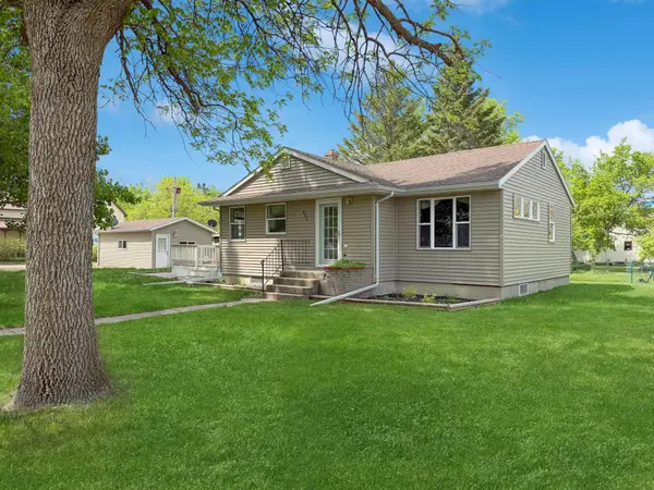402 Chicago Avenue Sw, Red Lake Falls, MN 56750
