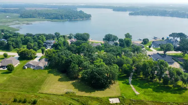 1486 Long Lake Drive, Detroit Lakes, MN 56501