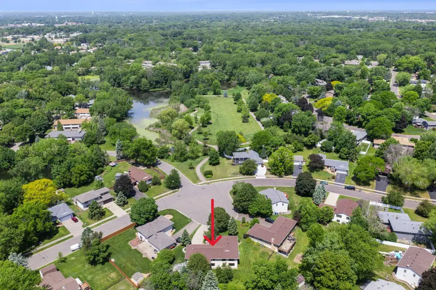 3653 Grenadier Trail N, Oakdale, MN 55128 - #2