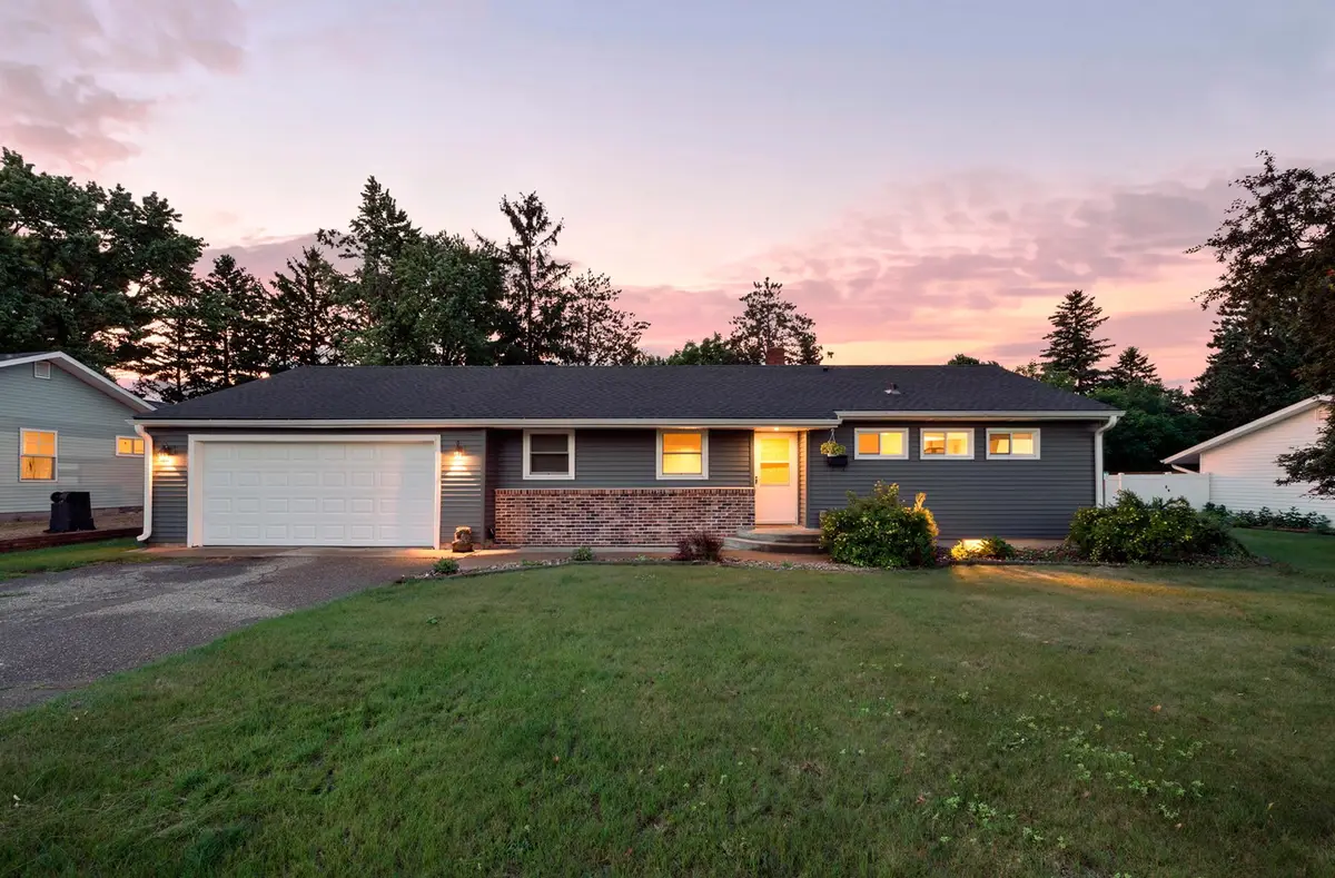 907 Fairfield Road, New Richmond, WI 54017 - #1