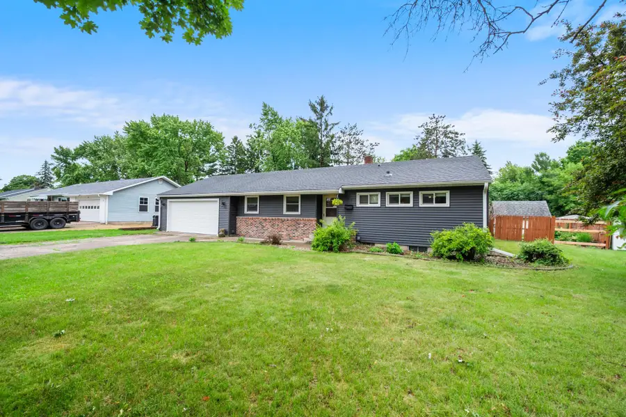 907 Fairfield Road, New Richmond, WI 54017 - #3
