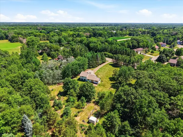 2477 168th Lane Nw, Andover, MN 55304