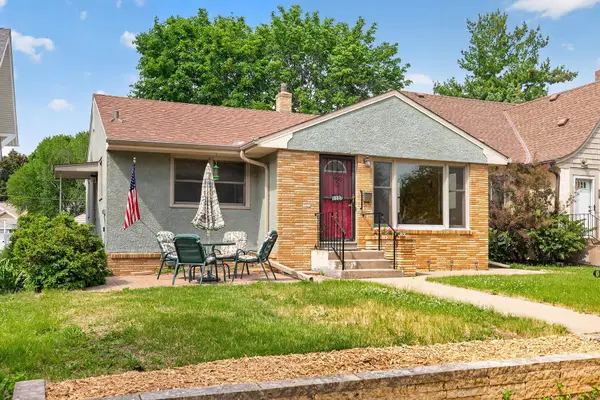 1137 Osceola Avenue, Saint Paul, MN 55105