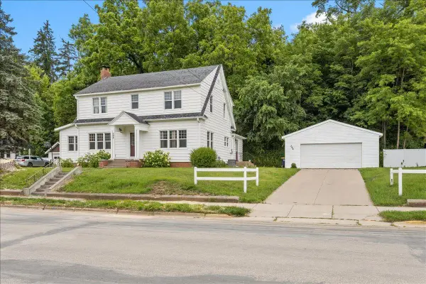 398 E Wall Street, Ellsworth, WI 54011