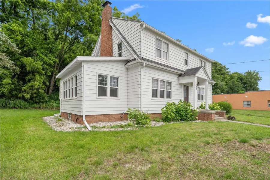 398 E Wall Street, Ellsworth, WI 54011 - #3