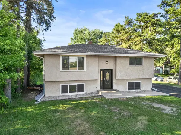 6188 15th Street N, Saint Paul, MN 55128