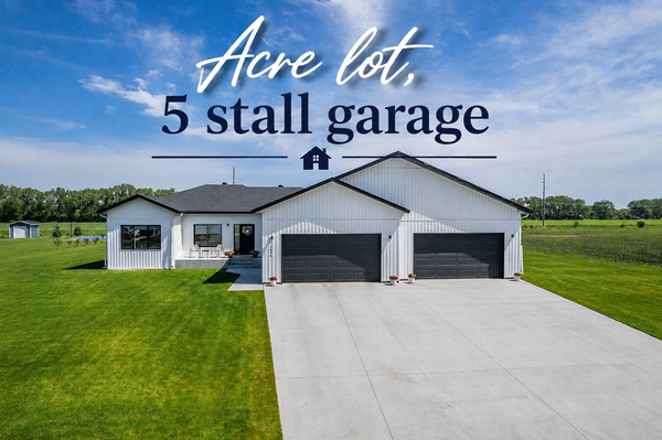 1426 Summerwood Trail W, Dilworth, MN 56529