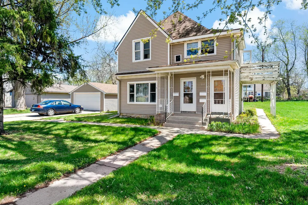 932 Summit Avenue, Saint Paul Park, MN 55071 - #1