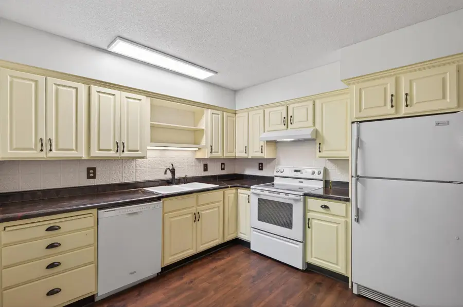 2200 Nevada Avenue S #206, Minneapolis, MN 55426 - #2