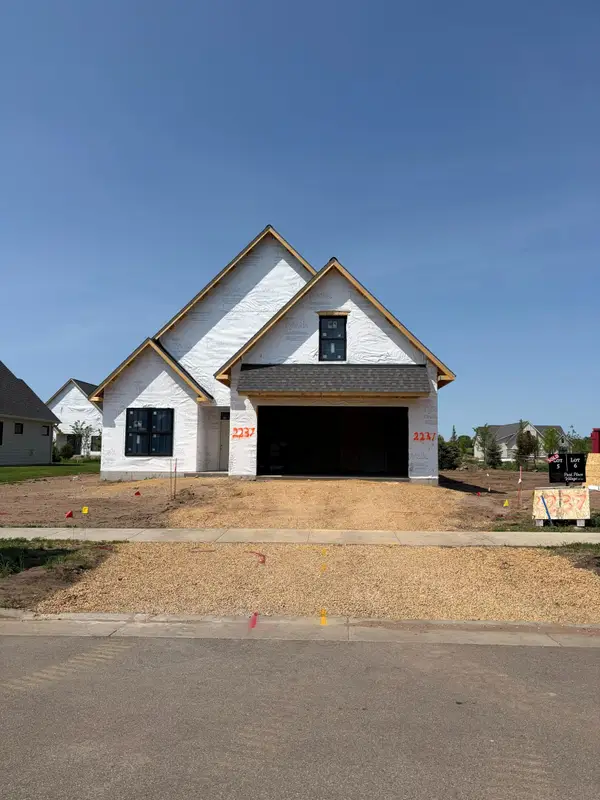 2237 Sharon Lane, Hudson, WI 54016