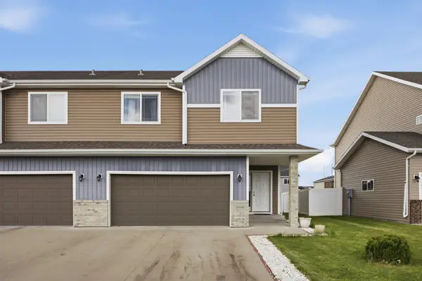 5966 59th Street S, Fargo, ND 58104