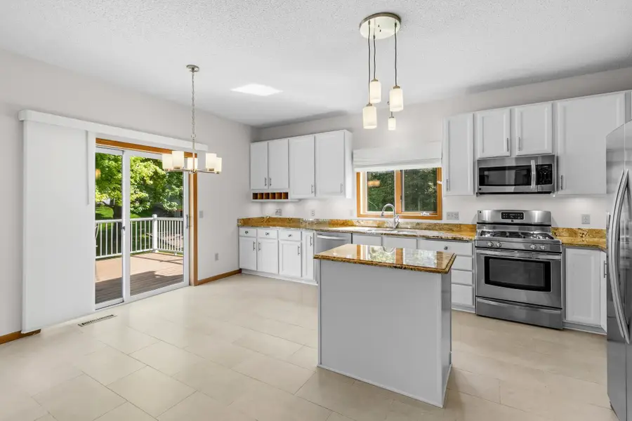 17432 Tessmer Court, Eden Prairie, MN 55347 - #3