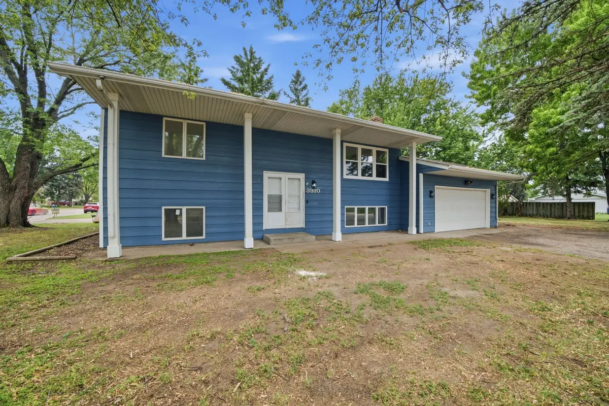 3910 65th Street E, Inver Grove Heights, MN 55076 - #1