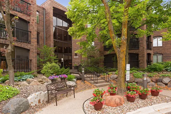 6051 Laurel Avenue #112, Minneapolis, MN 55416