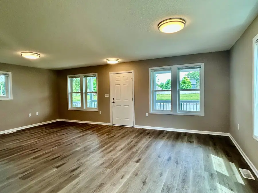 9030 Park Avenue S, Bloomington, MN 55420 - #3