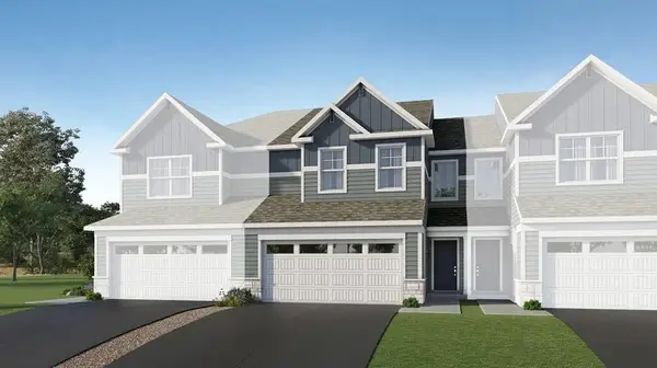 1082 Anmeadle Row, Rosemount, MN 55068