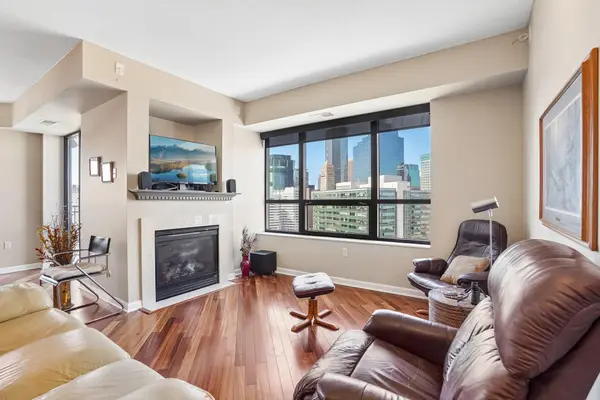500 E Grant Street #1902, Minneapolis, MN 55404