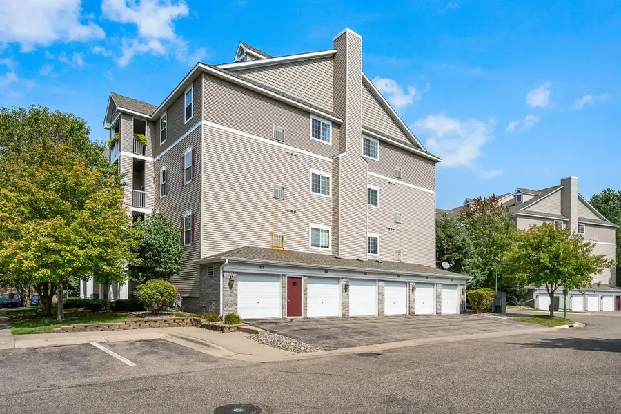 12727 College View Drive #203, Eden Prairie, MN 55347 - #3