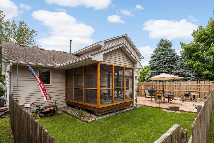 3839 Shannon Drive, Hastings, MN 55033 - #2