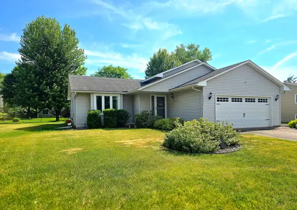 3826 153rd Street W, Rosemount, MN 55068