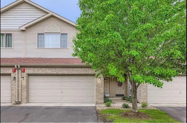 179 Stallion Lane, Lino Lakes, MN 55014
