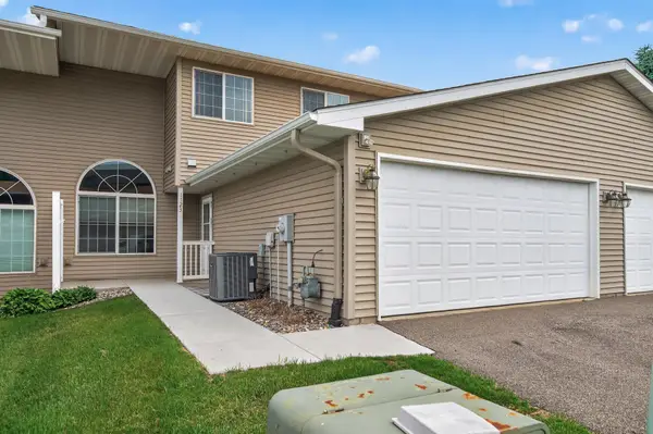 1123 Ridgestone Place, Buffalo, MN 55313