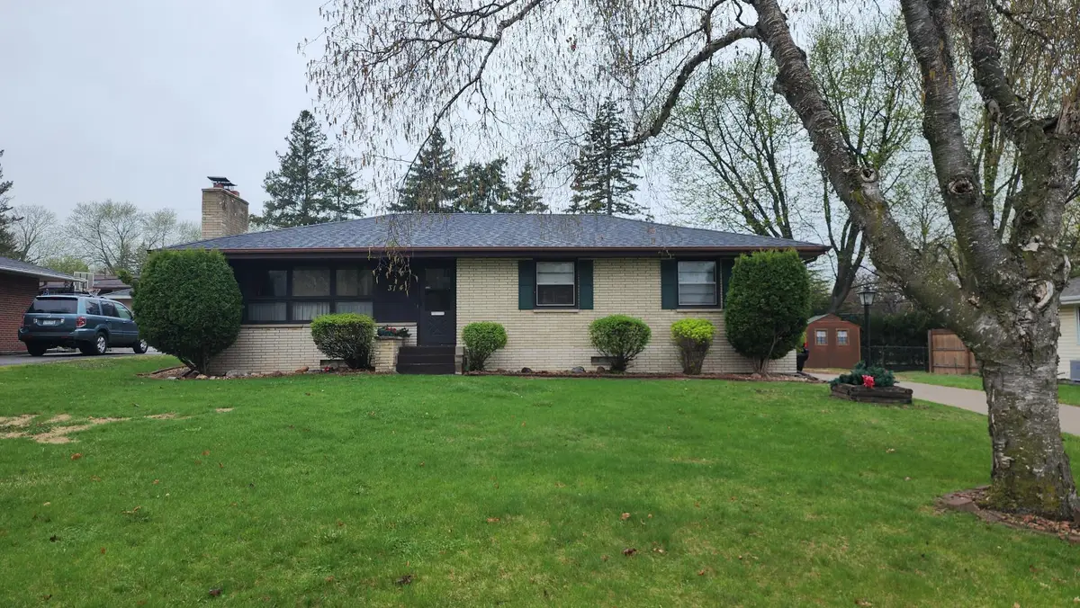 3141 Hampshire Avenue N, Crystal, MN 55427 - #1