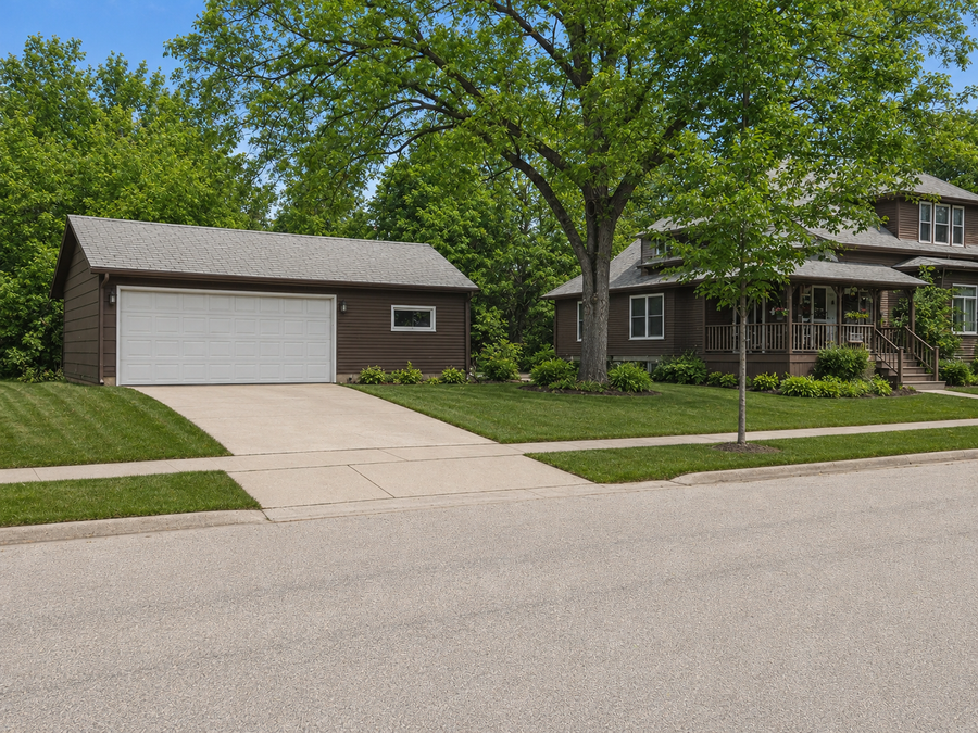 824 4th Street Se, Willmar, MN 56201 - #2