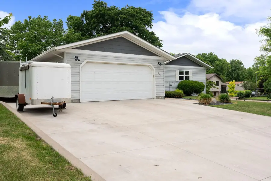 211 Sunrise Drive, Medford, MN 55049 - #2
