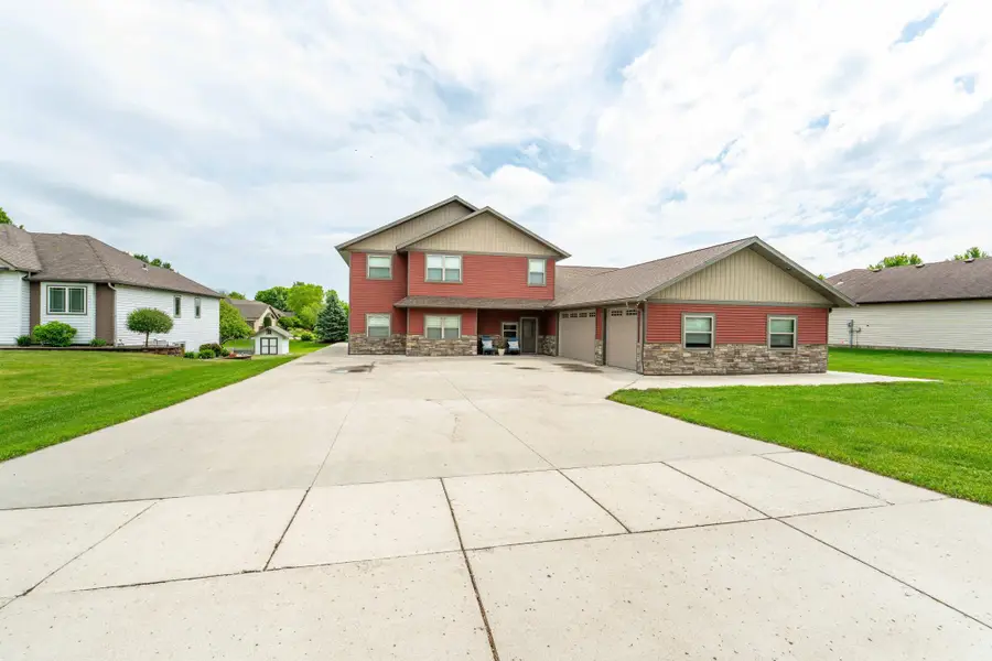 1506 Viking Court, Fergus Falls, MN 56537 - #2