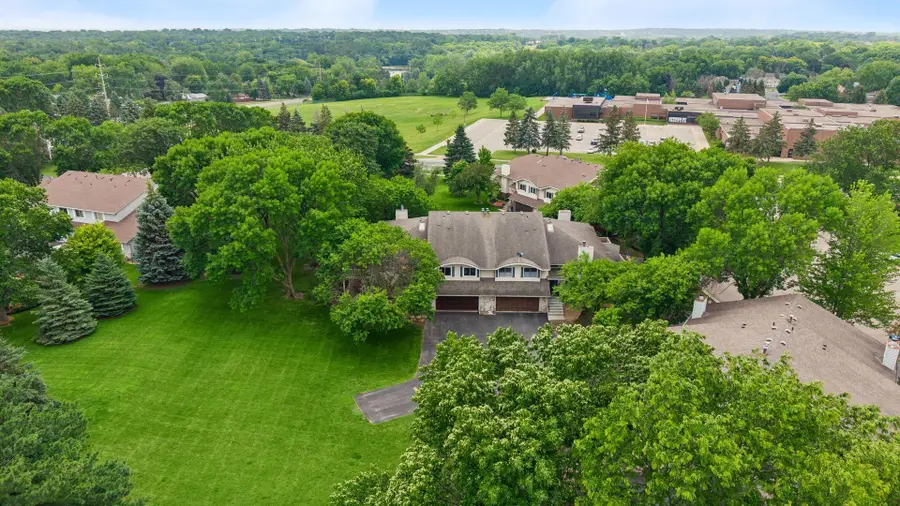 1015 Aston Circle, Burnsville, MN 55337 - #3