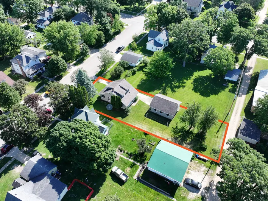 111 W Cabot Street, Le Roy, MN 55951 - #2