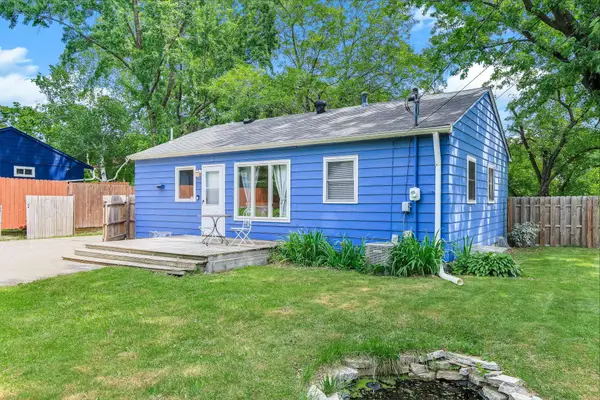 5895 Quebec Avenue N, Minneapolis, MN 55428