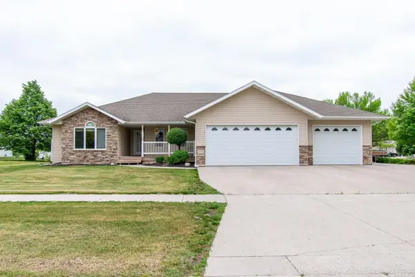 1172 Morningside Court, Casselton, ND 58012