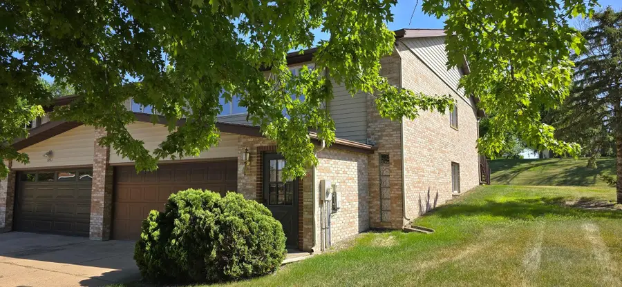 1933 Wilby Road, Albert Lea, MN 56007 - #2