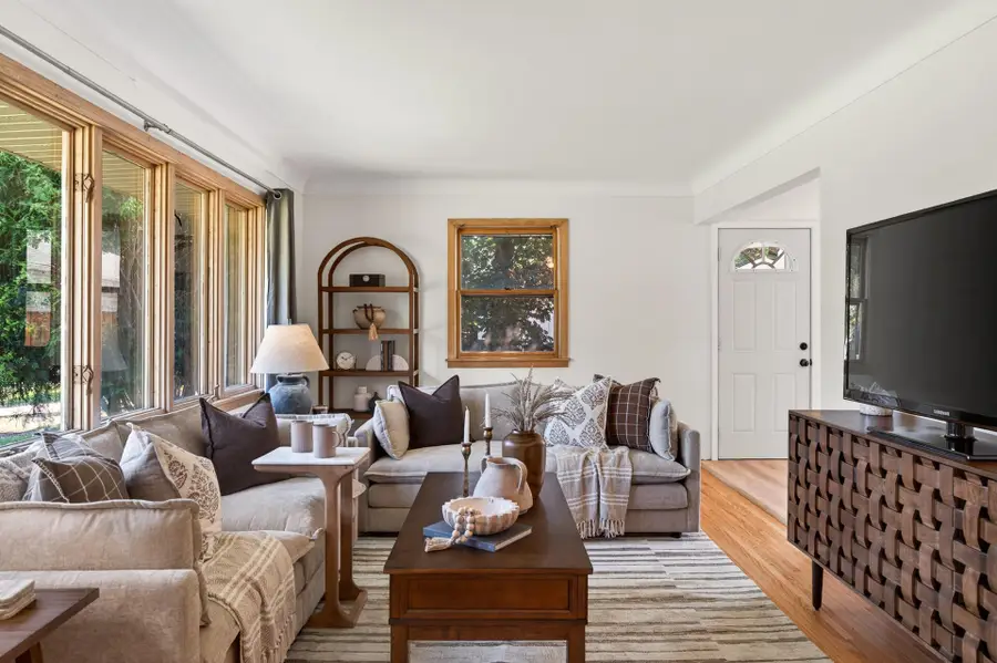 1056 Glenhill Road, Shoreview, MN 55126 - #3