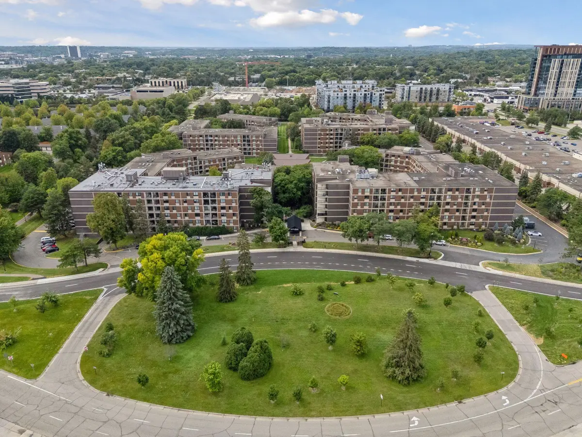 7200 York Avenue S #126, Minneapolis, MN 55435 - #1