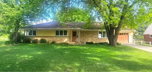 505 E 3rd Street, Morris, MN 56267