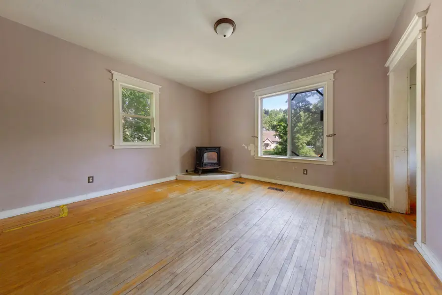 3 2nd Street Sw, Faribault, MN 55021 - #3