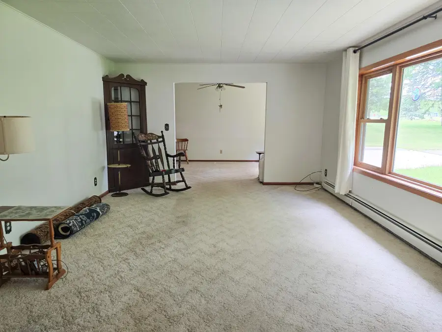 321 E Scharf Avenue, Vergas, MN 56587 - #3