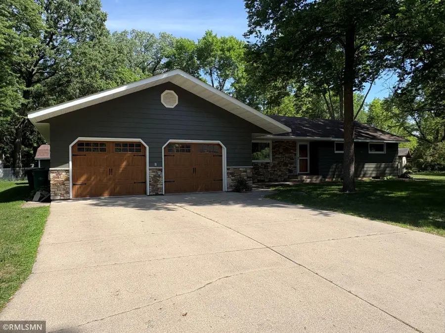 1115 Reeds Lane, Glencoe, MN 55336 - #2