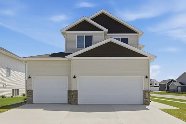 5555 Lori Lane W, West Fargo, ND 58078
