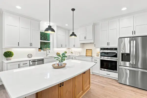 13590 Athena Court, Rosemount, MN 55068