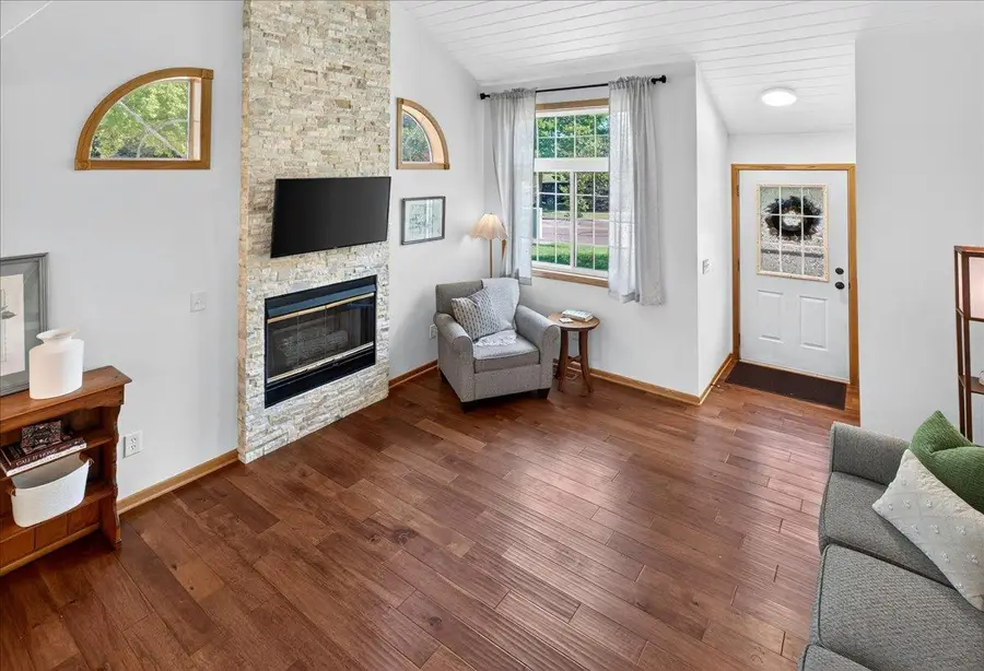 510 Lovell Avenue #4, Roseville, MN 55113 - #3