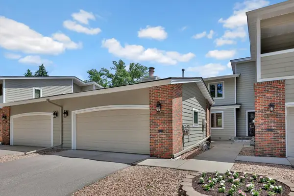 8286 Kingslee Road, Bloomington, MN 55438