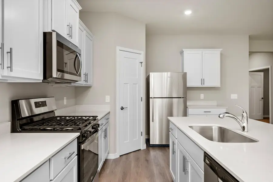 901 Spruce Circle N, Cambridge, MN 55008 - #2