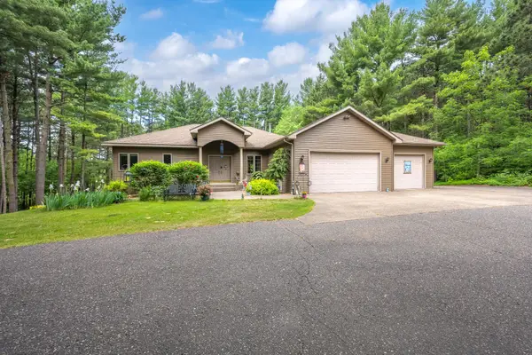 65 202nd Street #M, Star Prairie, WI 54026